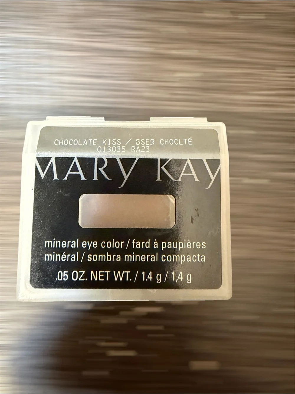 Mary Kay Mineral Eye Color - Chocolate Kiss